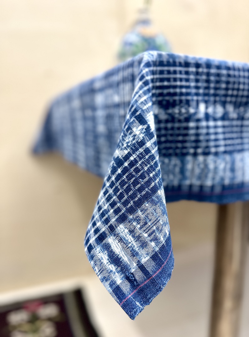 Tablecloth Guatemala Jaspe, vintage textile