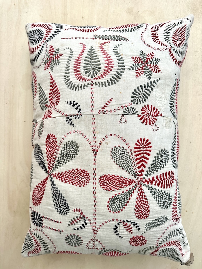 Cushion, Nakshi Kantha, Bangladesh