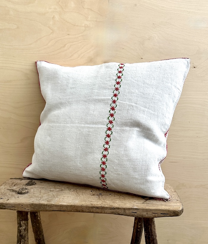Cushion, Nakshi Kantha, Bangladesh