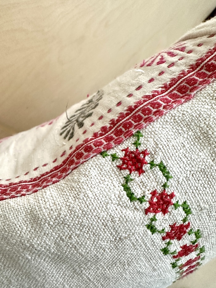 Cushion, Nakshi Kantha, Bangladesh